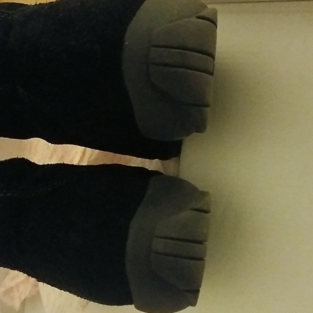 Booties - Picture 4 of 6